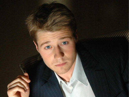 Ben McKenzie - male, good dress, pretty blue eyes, actor, cute guy