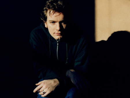 Ewan McGregor - pretty face, male, nice boy, actor, awesome eyes