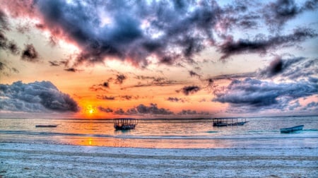 Amazing Sky - beauty, sky, beach, sailboats, peaceful, sun, colorful, sunset, amazing, view, reflection, clouds, sand, boat, ocean, boats, sunlight, sailing, lovely, waves, nature, blue, beautiful, splendor, colors, sailboat, sunrise, sea