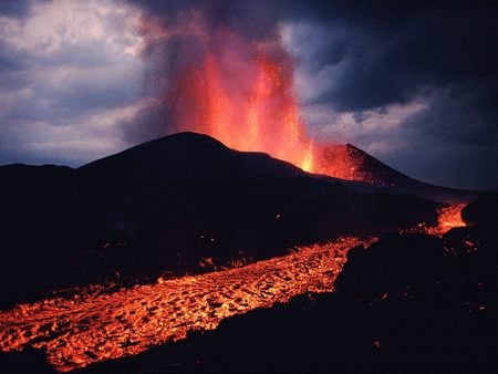 Volcano Erupting - erupting, nature, volcano, fire, congo