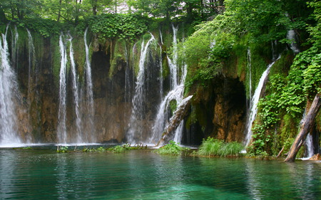 Waterfall - national, water, waterfall, green, rock, park, croatia, plitvice