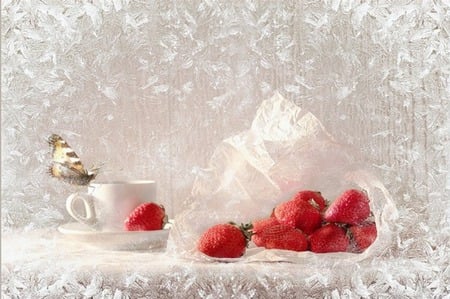 butterfly rest - strawberries, berries, saucer, cup, fruit