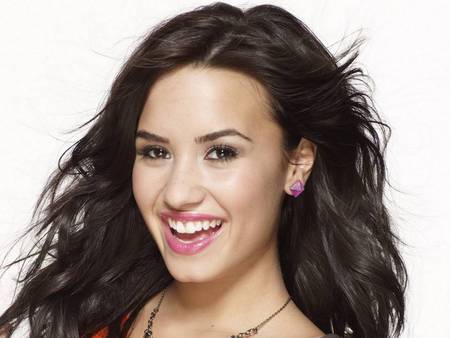 Demi Lovato - beautiful, singer, girl, lovato, actress, smile, demi lovato, demi, face