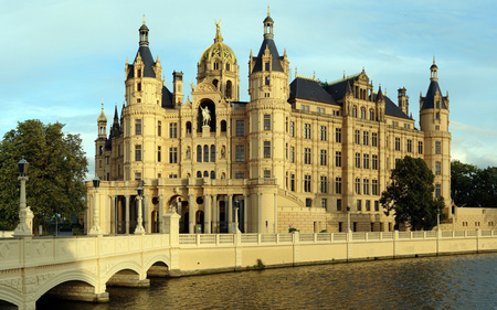 Dreamy palace - amazing, river, architecture, medieval, palace