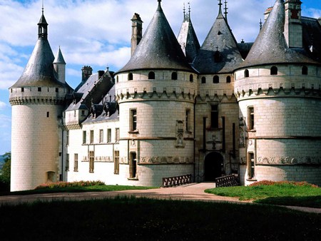 Castle - windows, door, castle, turrets, architecture, medieval