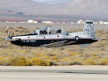 Skimming the Deck - raytheon, 2, trainer, texan, ii, t6