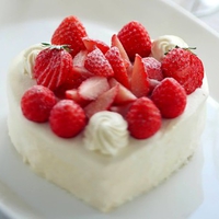 strawberry cake