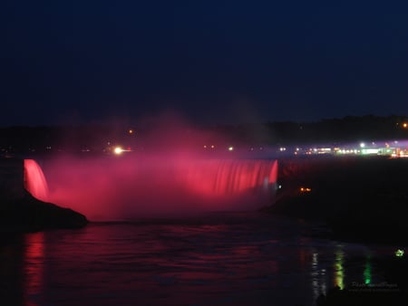 Beautiful Niagara Falls at Night - red, niagara, colorful, waterfalls, misty