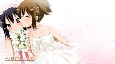 K-on - nakano azusa, kiss, blush, short hair, dress, hirasawa yui