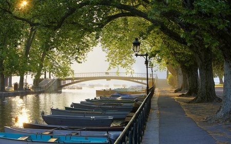 Rhone-Alpes - trees, water, alone, scene, boats, river, canal du vasse, rhone-alpes, france, annecy, bridge