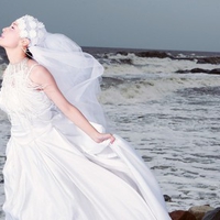 beach bride