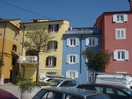 Rainbow houses - rainbow, houses, piran, colours, pirano