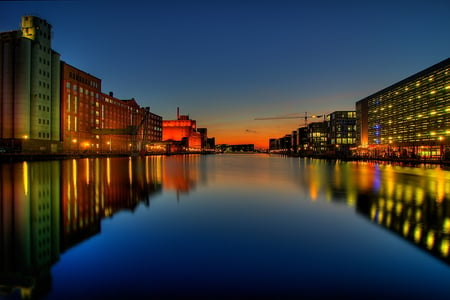 Blue hour  /  Blaue stunde - stunde, blue, city, night, light, dark, river, sunset, hour