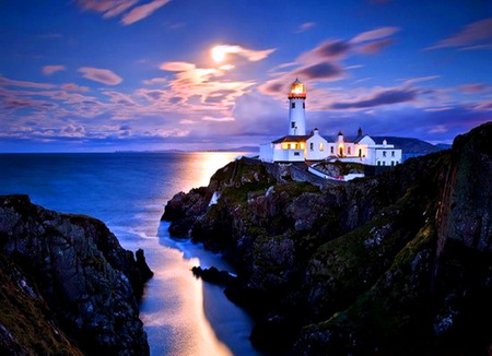 On the cliff - beacon, lighthouse, evening, pink clouds, cliffs, blue sky, ocean