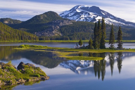 Sparks Lake - beauty, lake, water, mountains