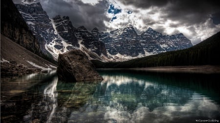 Lake Moraine - canada, winter, lake moraine, mountains