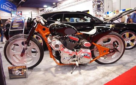 Sporty Looking Motorcycle - sporty, motorcycle, chrome, chopper