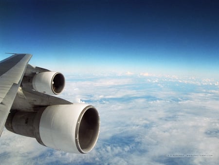 Flying over the Atlantic - horizon, ocean, heavens, technology, airplane, atlantic, flying, round, amazing, floating, blue, clouds, flight, earth