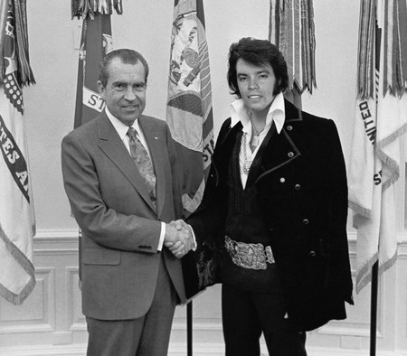 Nixon meets Elvis - musician, politics, singer, men