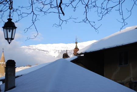 Snow Roof - lantern, lights, morning, winter, roof, snow