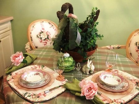 Lunch for two in the kitchen - two, lunch, the kitchen table, glasses, plates, vase, arranged, porcelain, flower