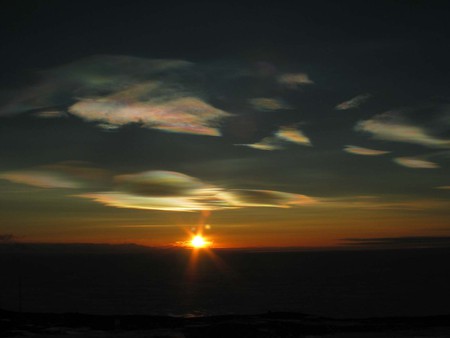 Clouds nacreous