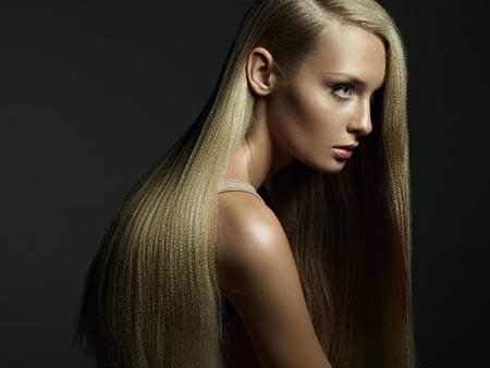 Crimped Hair - blonde, crimped, model, hair