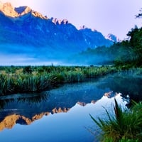 sunrise-at-mirror-lakes-fiordland-new-zealand