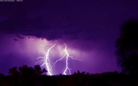 storm lightening