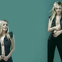 Alicia Silverstone