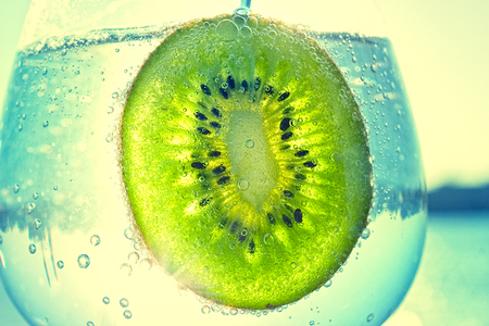 Fresh! - glass, macro, kiwi, water, bubbles