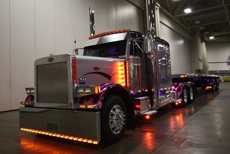 Custom Rig - transport, custom, rig, truck