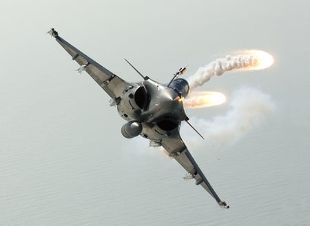 Rafale Flares - aircraft, dassault, jet, flare, rafale, france