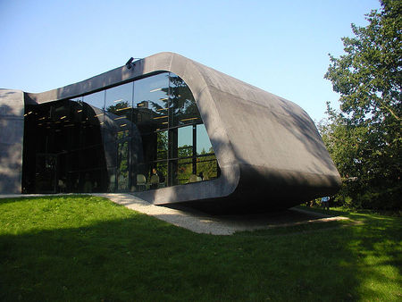 zaha hadid - house, hadid, zaha, modren