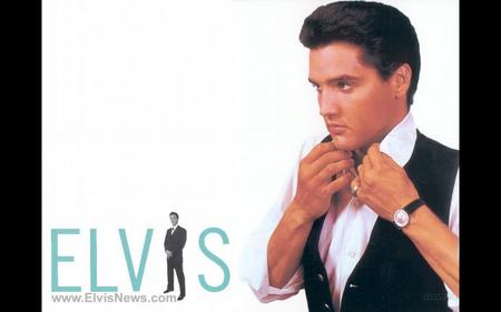 Elvis Presley in a tux - Ideal, graceland, elvis presley, singer, tennesse, man, king, rock n roll, memphis, famous