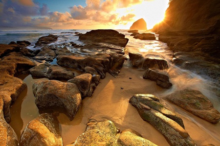 Magical light - water, awesome, amazing, landscape, sunshine, sea, rocks, sun