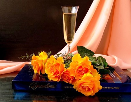 I wish you a beautiful day ! - roses, champagne, day, still life, abstract, yellow, beautiful, wish, friendship, flowers