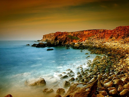 PEBBLE BEACH - beach, sky, pebbles, ocean