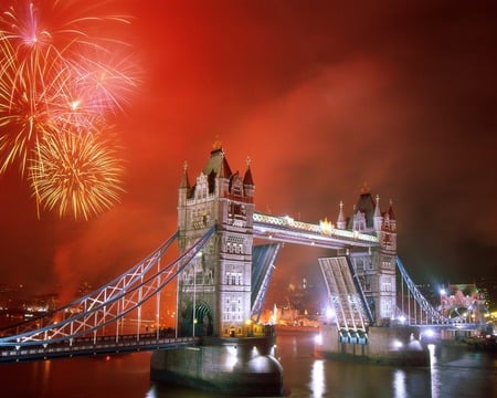 Fireworks in London - themse, fireworks, red sky, towerbridge