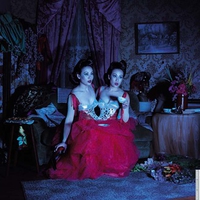 Siamese women
