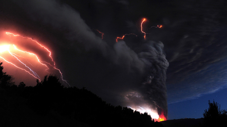 Puyehue volcano - volcano, night, lightning, ash, storm