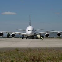 Airbus A-380