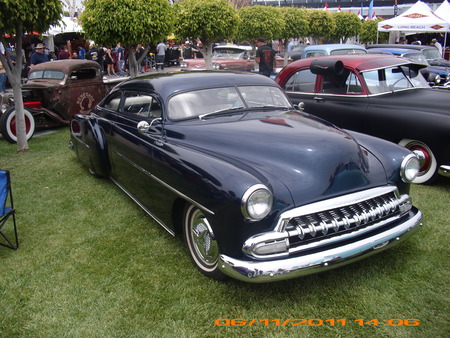 CLASSIC CHEVY - cool, auto, autos, custom, chevy, lowered, chevrolet, show, hotrod, car, hot rod, outside, low, classic, cars