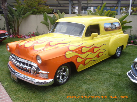 OLD SKOOL CHEVY PANEL