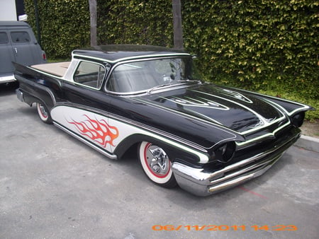 OLD SCHOOL RANCHERO - outside, flames, truck, ford, cars, auto, ranchero, show, trucks, autos, cool, car, custom, classic, kool