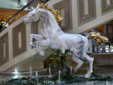 Marble Horse at Caesar's Palace F1 - caesars, statue, sculpture, horse, photography, photo, marble