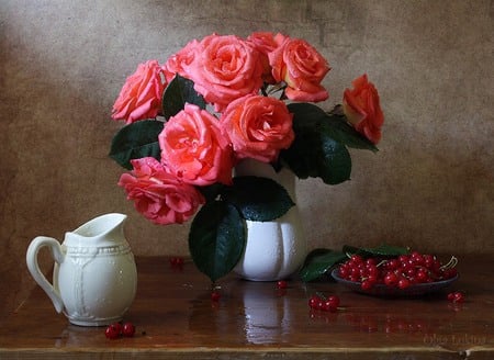 still life - pretty, elegantly, roses, photo, currants, flowers, nice, beautiful, photography, drops, wet, beauty, kettle, lovely, cool, still life, flower, bouquet, harmony, rose