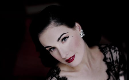 Dita Von Teese - people, classy, beautiful, models, brunette, sexy