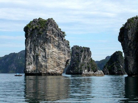 Halong bay vietnam - nature, halong bay, vietnam, water, bay