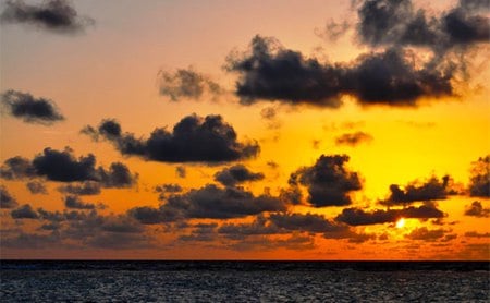 Caribbean Sunset - clouds, oceans, sunset, dusk, caribbean, sun